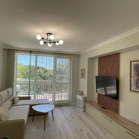 Apartcomplex Splendid Saints Constantine and Helena Exterior foto
