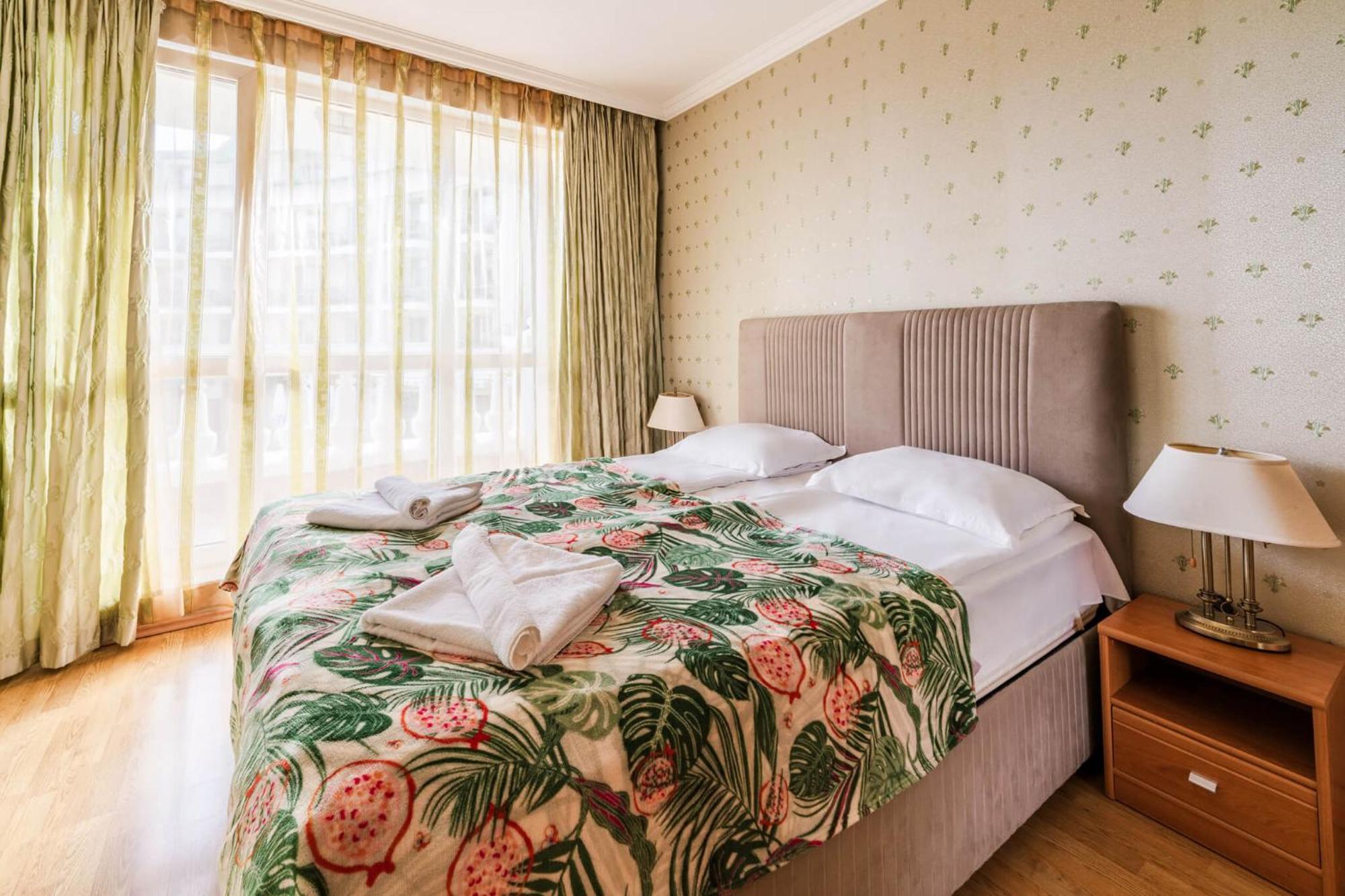 Apartcomplex Splendid Saints Constantine and Helena Exterior foto