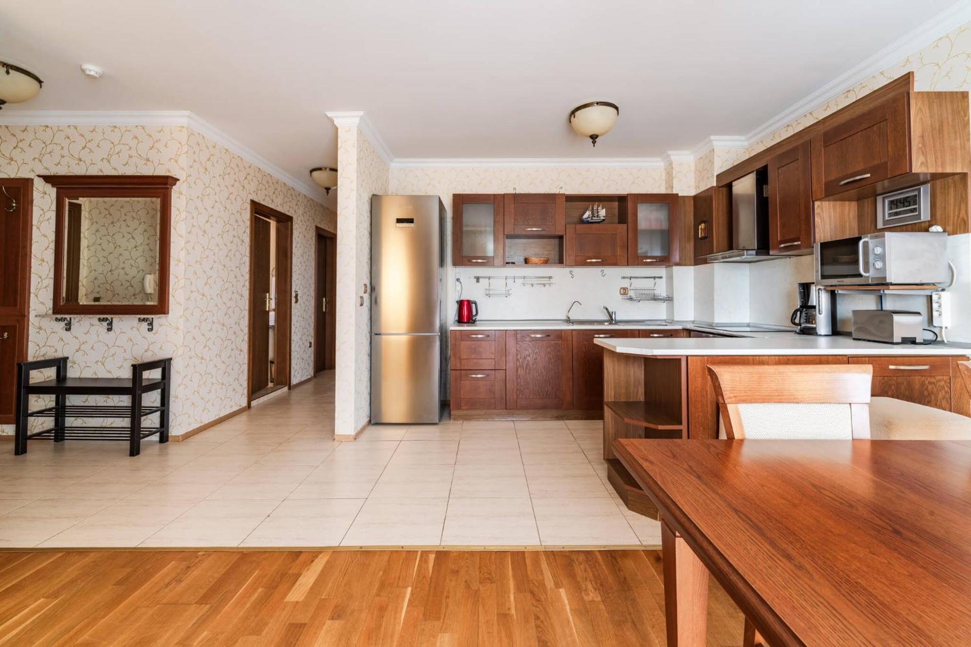 Apartcomplex Splendid Saints Constantine and Helena Exterior foto
