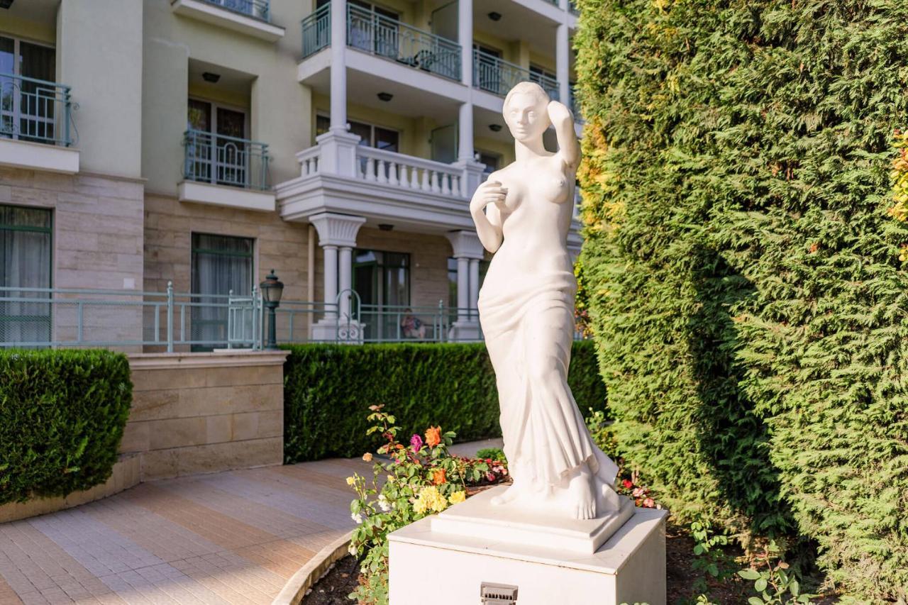Apartcomplex Splendid Saints Constantine and Helena Exterior foto